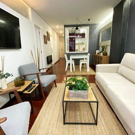 דירות א-קורוניה Apartamento 2H 2B En El Centro Con Garaje מראה חיצוני תמונה