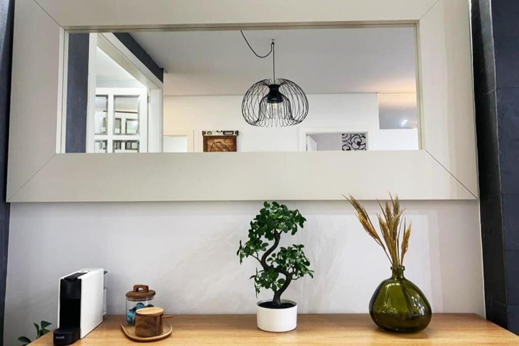 דירות א-קורוניה Apartamento 2H 2B En El Centro Con Garaje מראה חיצוני תמונה